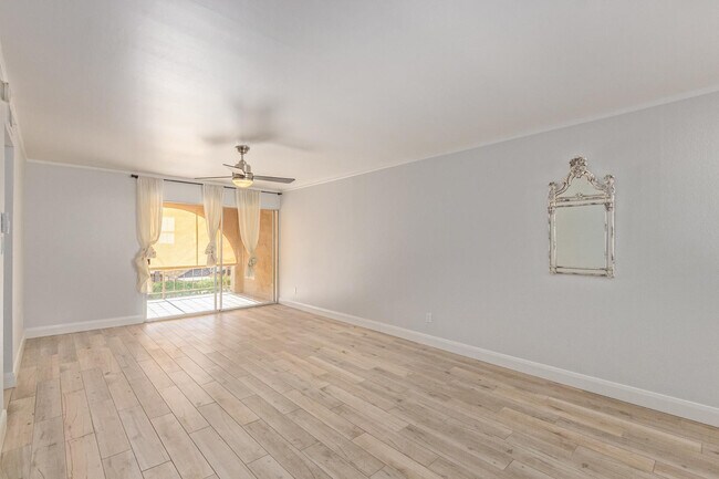 Building Photo - 4727 E Lafayette Blvd