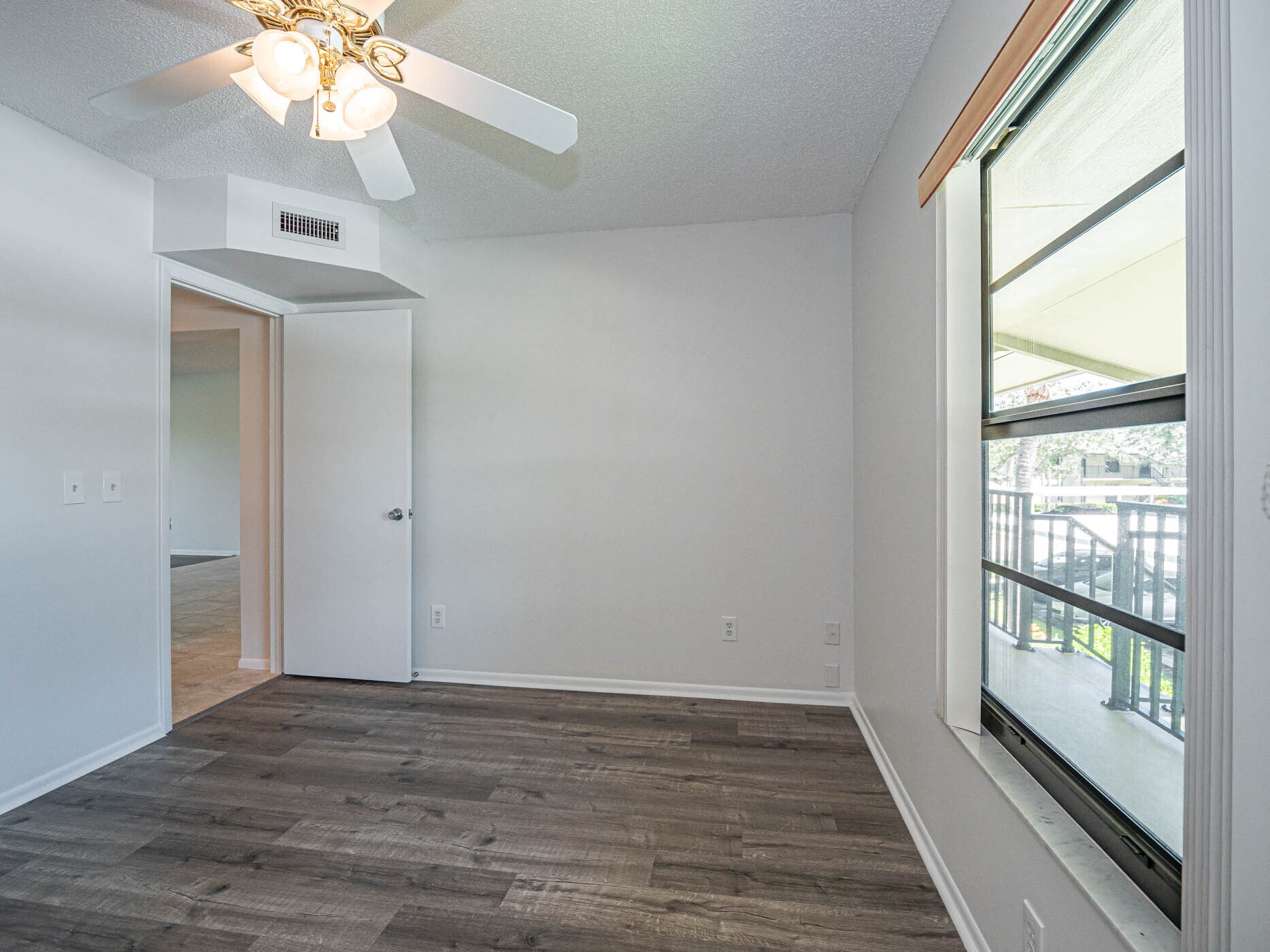 Building Photo - 28 Plantation Dr