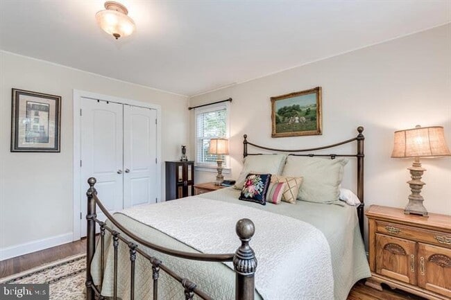 Building Photo - 523 Wayne Ave