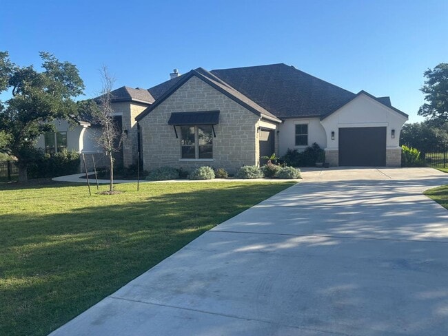 Primary Photo - 205 Spence Ln