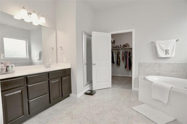 Building Photo - 28902 Grand Teton Ct