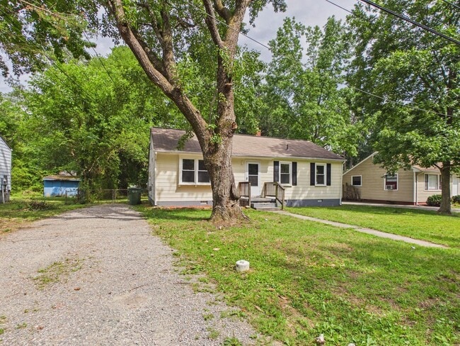 Building Photo - 955 Barlen Dr