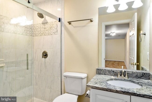 Building Photo - 4481 Shady Point Pl