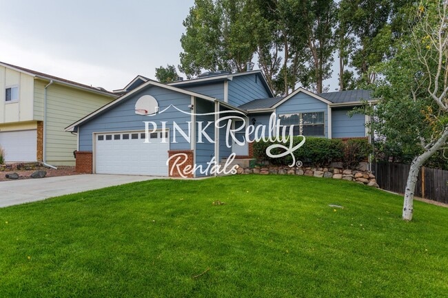 Building Photo - 8274 Caravel Dr