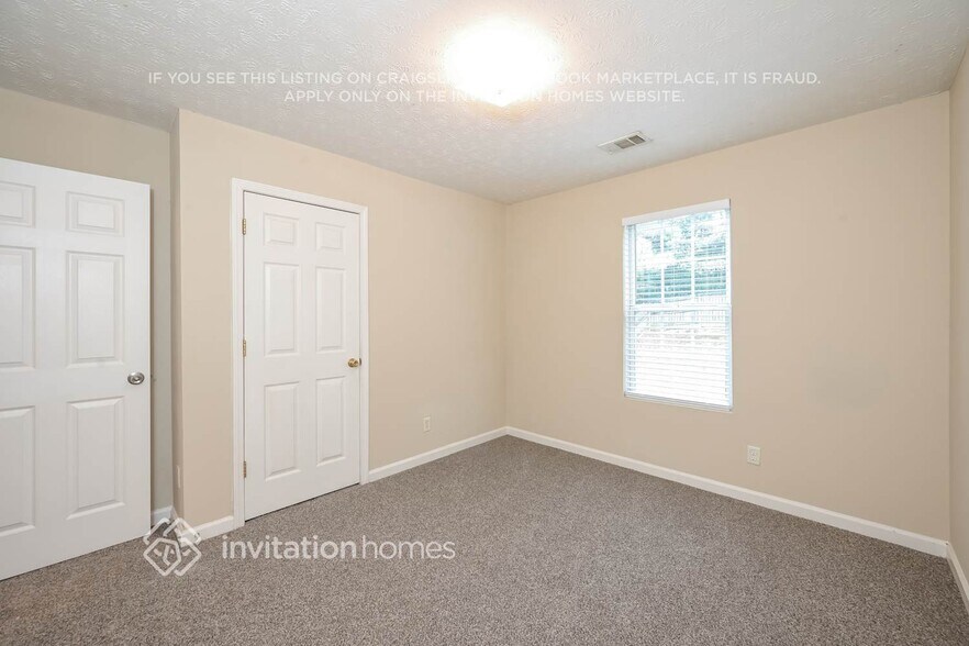 Building Photo - 3727 Oakland Spring Ct