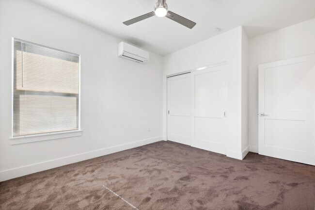 Building Photo - 22 Maiaku St