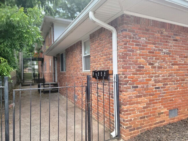 Building Photo - “Your New Address Could Be Ready by This W...