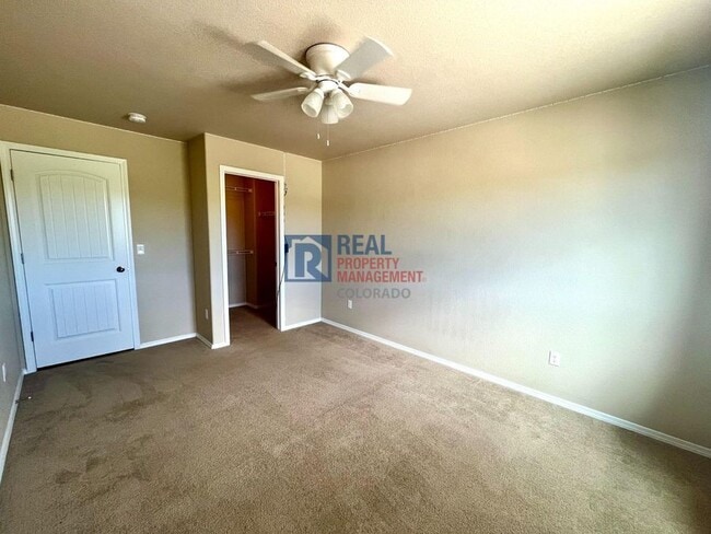 Building Photo - 10776 Forest Creek Dr