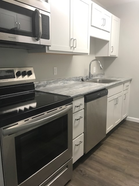 Apt 7 - 401 County Line Rd