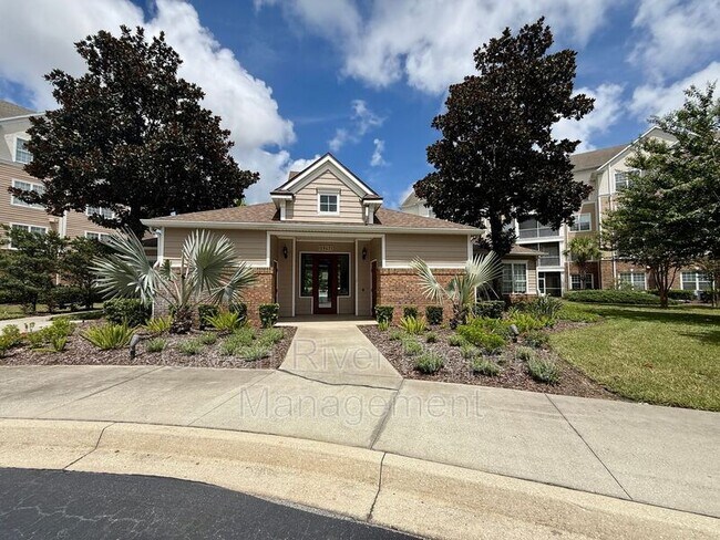 Building Photo - 11251 Campfield Dr