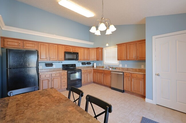 Building Photo - Charming 2-Bedroom Cul-de-Sac Home with Fire Pit Near Purdue University