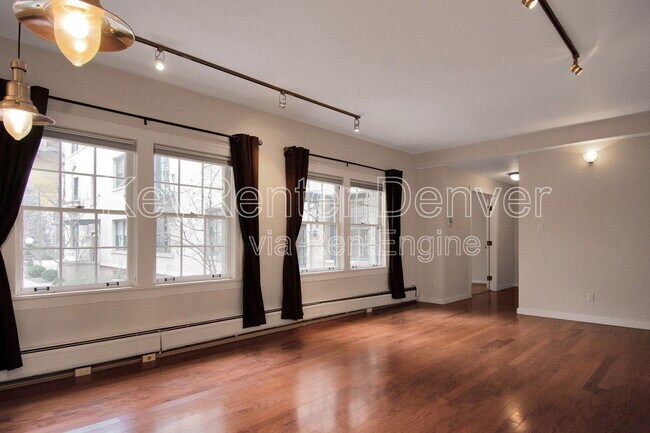 Building Photo - 960 Sherman St