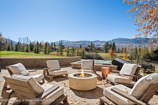 Building Photo - 75 McLain Ct