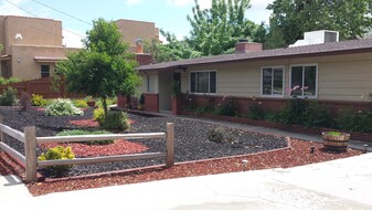 Building Photo - 7378 Santa Ysabel Ave