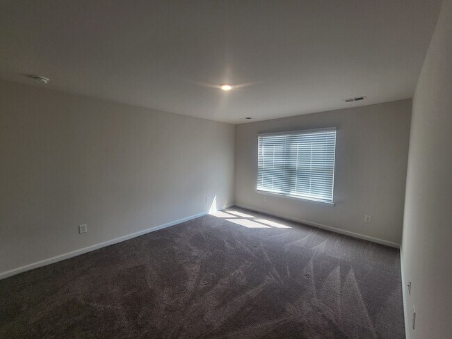 Building Photo - 4 bedroom/2 bath home in Aynor - SPECIAL! ...