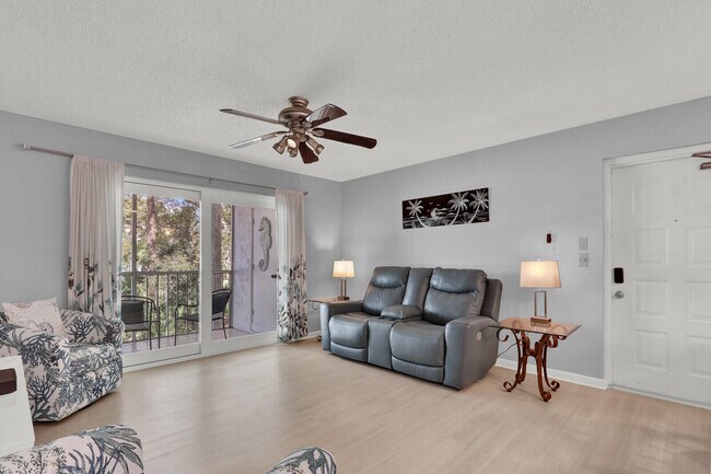 Building Photo - 2516 SE Anchorage Cove