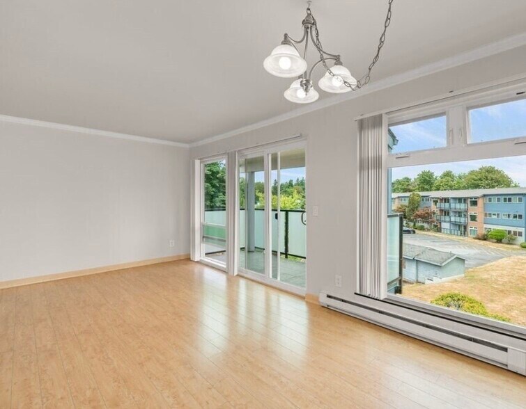 Building Photo - 15146 65th Ave S