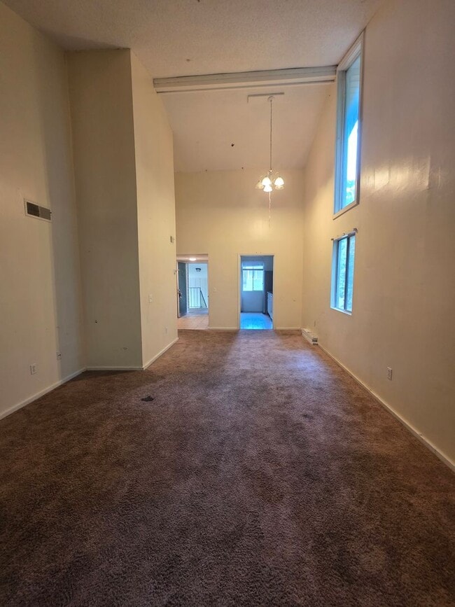 Building Photo - 1208 Bush River Rd