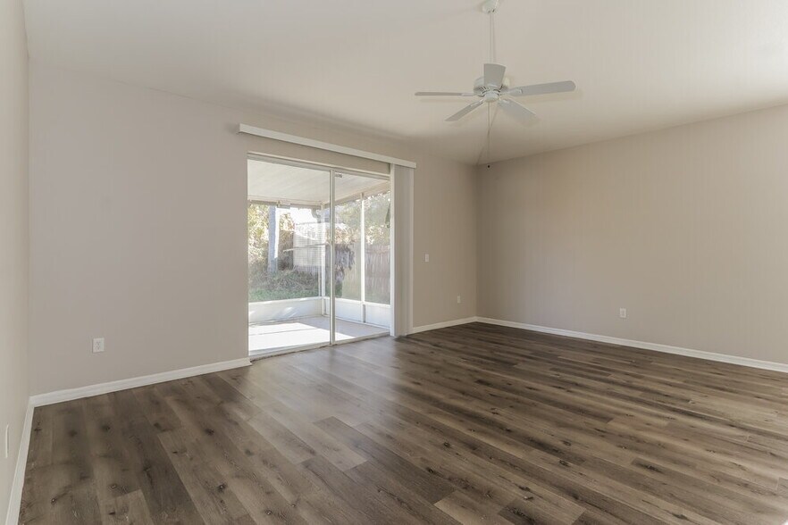 Building Photo - 25121 Hyde Park Blvd