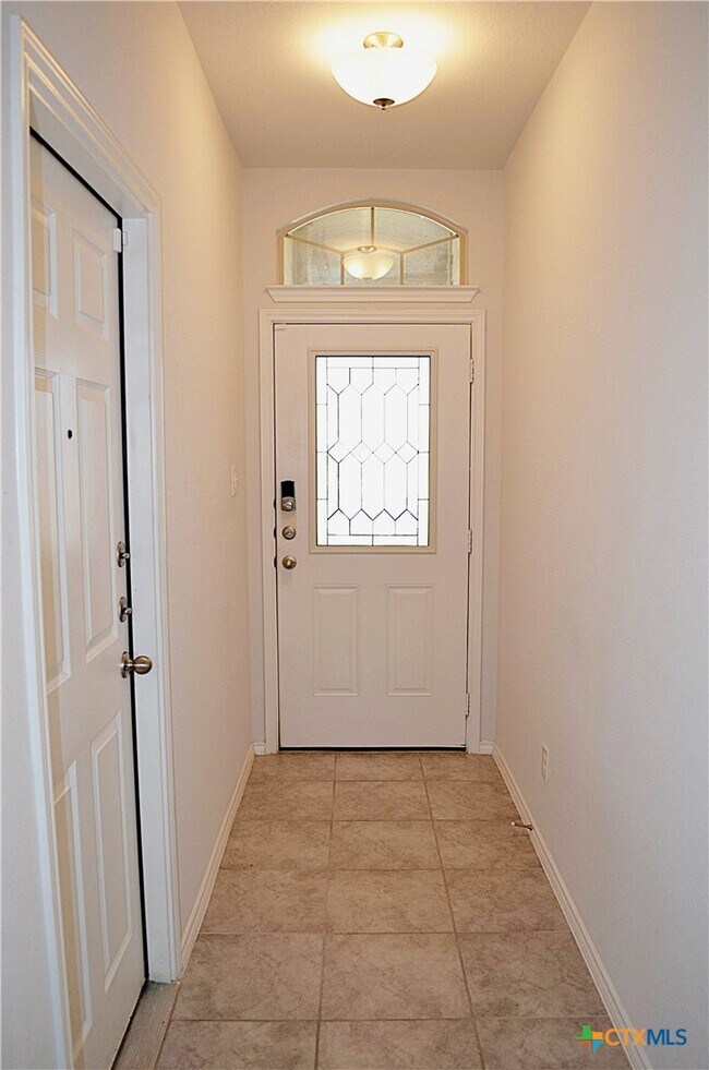 Building Photo - 2606 Cortona St