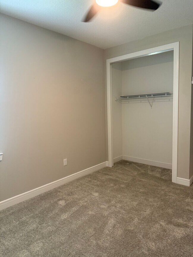 Building Photo - Lakeview Living with Bonus Flex Space & Resort-Style Amenities