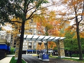 Building Photo - 44 Washington St