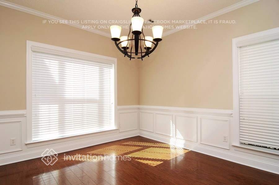 Building Photo - 520 Rabbits Run