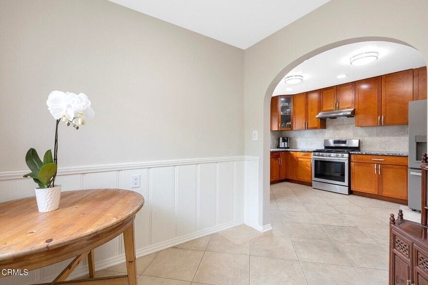 Breakfast Nook - 2963 Sheffield Rd