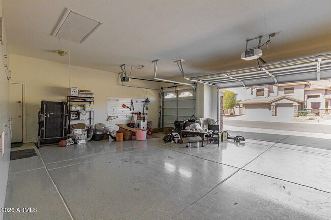 Building Photo - 1687 E Carob Dr