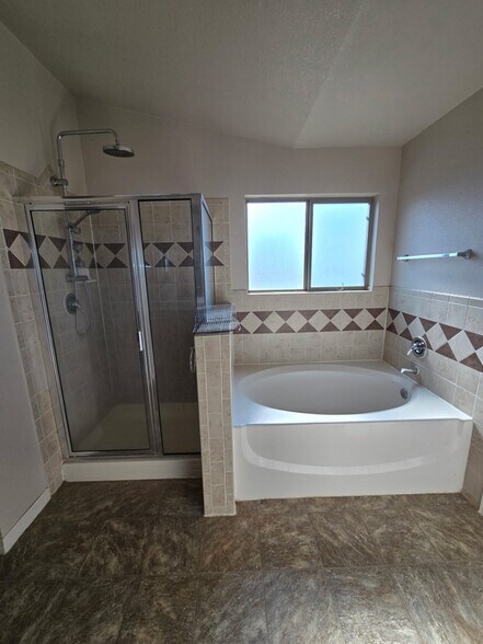 Building Photo - 14344 Apache Point Dr