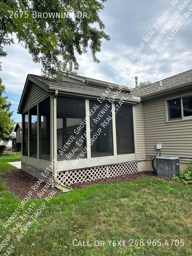 Building Photo - 2675 Browning Dr