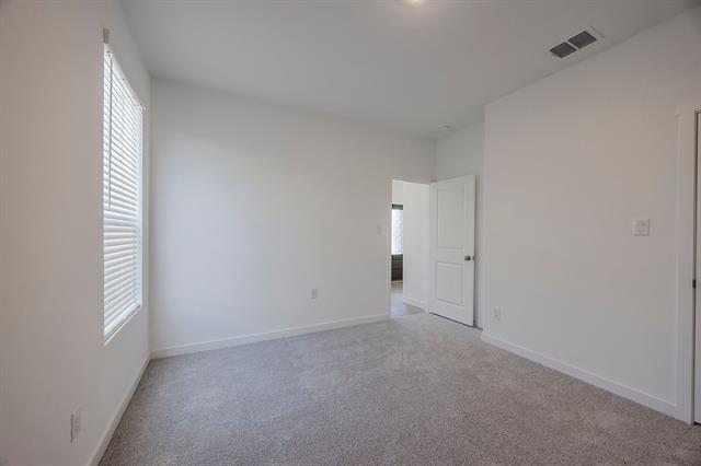 Building Photo - 2005 Nokota Pkwy