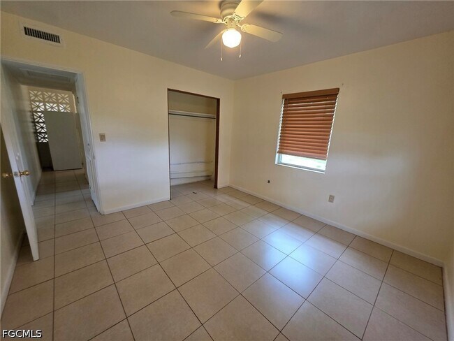 Building Photo - 102 Connecticut Rd