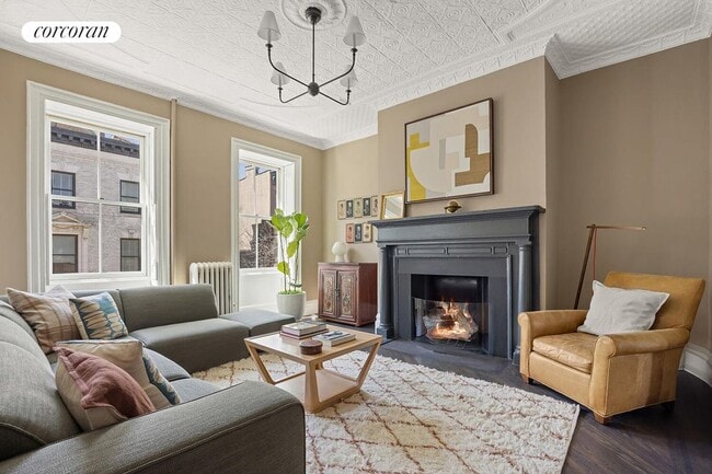 Building Photo - 57 Middagh St