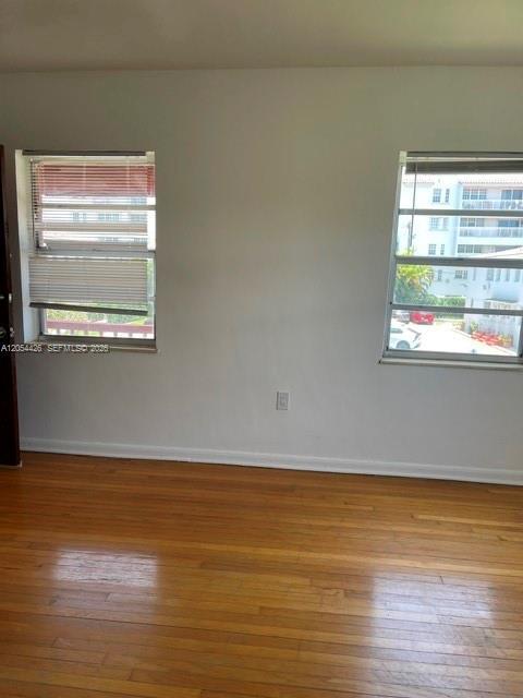 Building Photo - 33 Madeira Ave