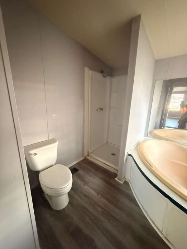 Building Photo - 16853 W Lynbrook