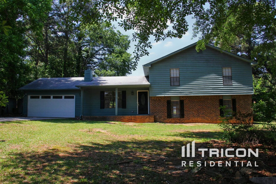 Building Photo - 3516 Estes Park Dr SW
