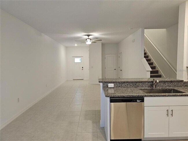 Building Photo - 8309 Crescent Oaks Dr