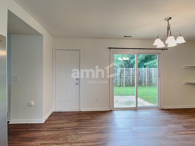 Building Photo - 1129 Rutledge Landing Dr