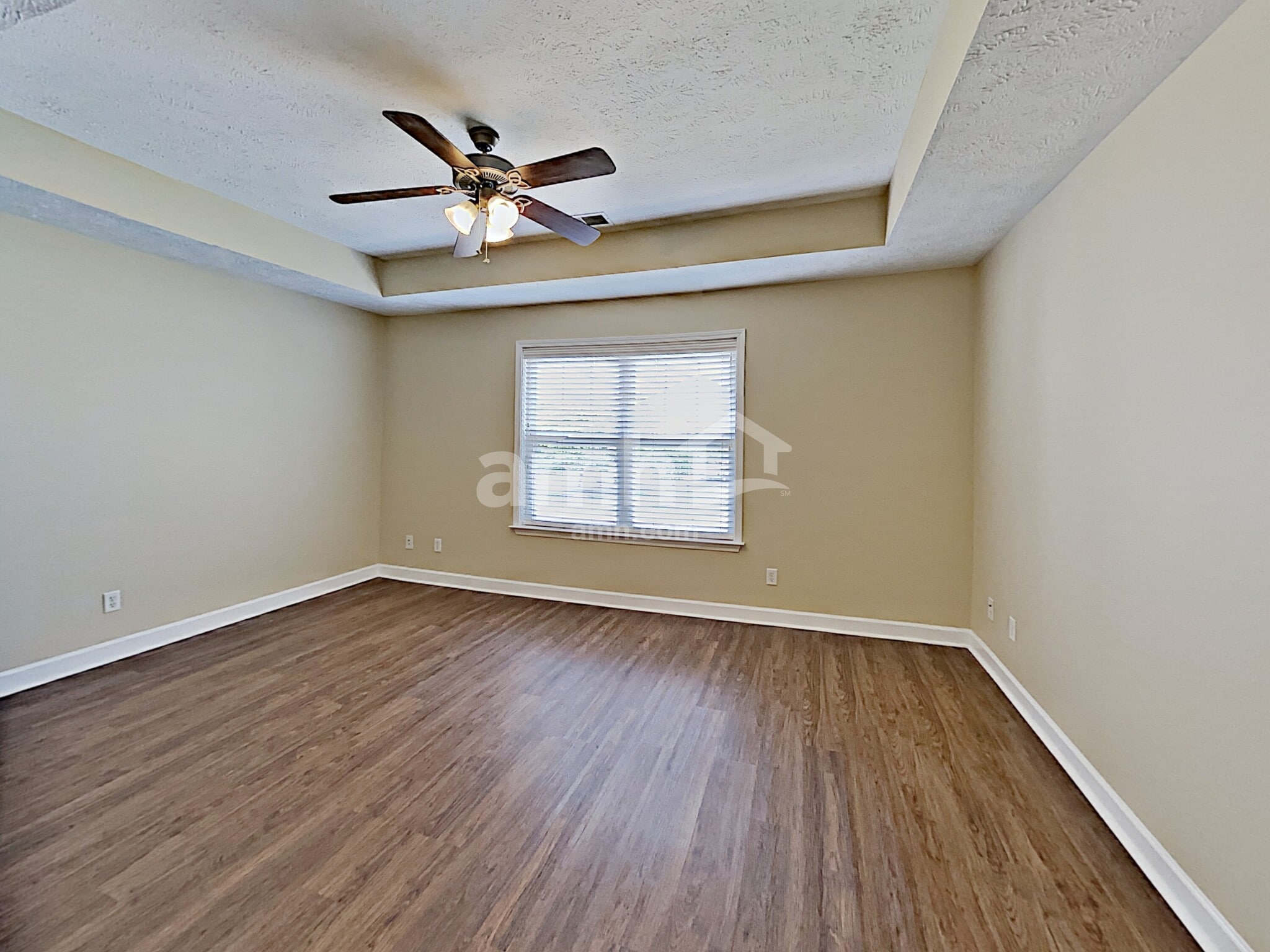 Building Photo - 2057 Sparco Cir