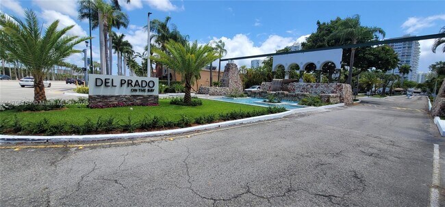 Building Photo - 18011 Biscayne Blvd
