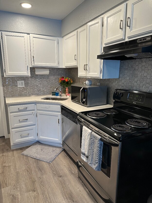 Building Photo - 1885 S Quebec Way