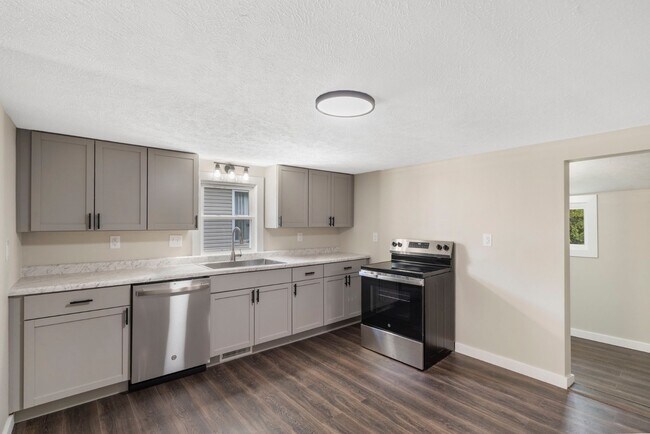 Building Photo - 2100 N Nettleton Ave