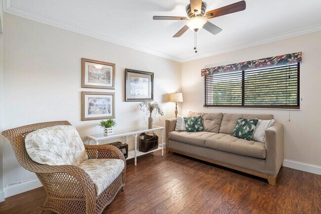 Building Photo - 7340 Amberly Ln