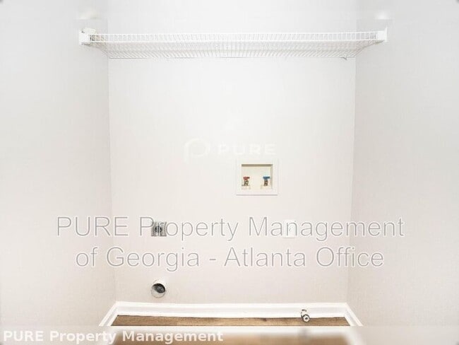 Building Photo - 7124 Merrywood Dr