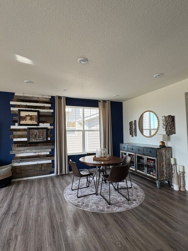 Building Photo - 9541 Pagosa St