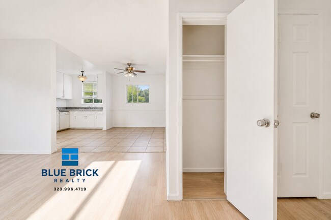 Building Photo - 6929 Whitsett Ave