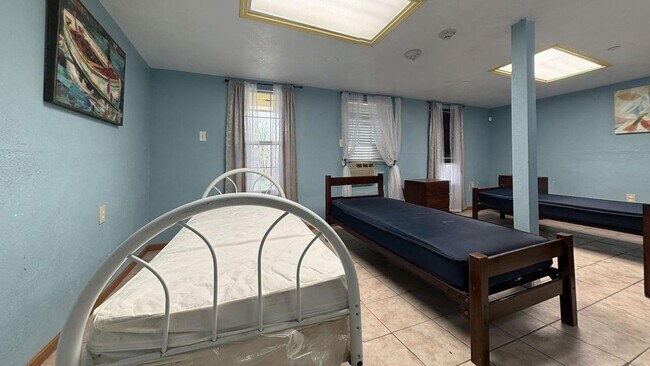 Building Photo - 7975 Booker St