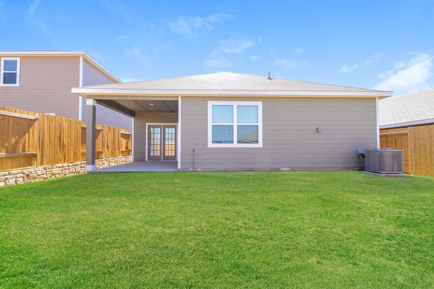 Building Photo - 26836 Steinbeck Dr