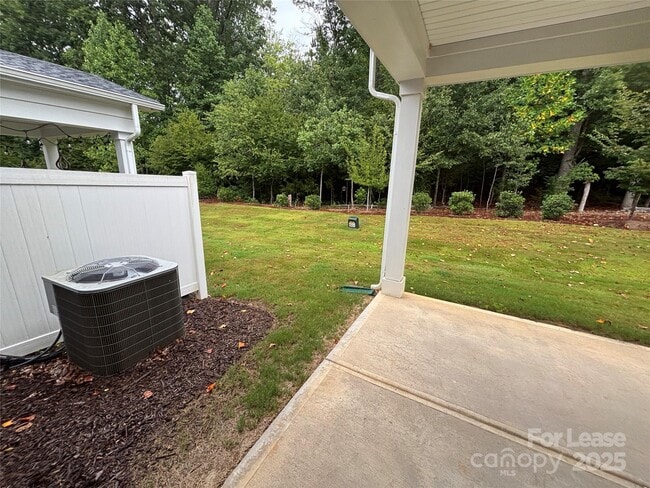 Building Photo - 6341 Ashton Pk Dr